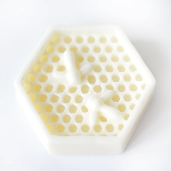 صابون مع حليب الحمار الطبيعي